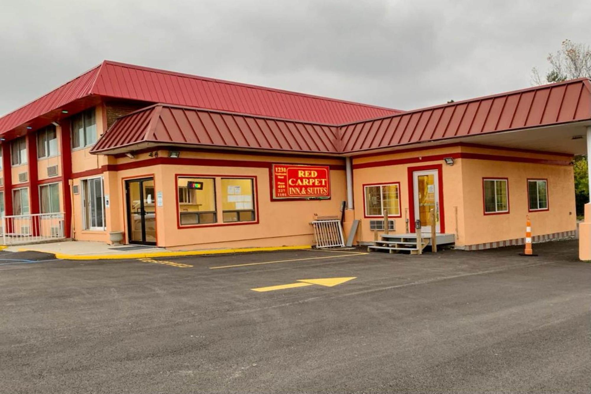 Red Carpet Inn & Suites Lima -Listing Partner Exterior foto